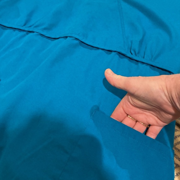 Scrub top. Size M - Picture 4 of 7